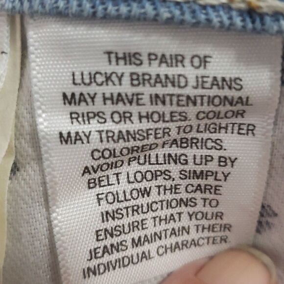 Lucky Brand Jeans. The Cut Off. NWOT. Shorts; Distressed. Size 00 / 24 - Picture 5 of 12